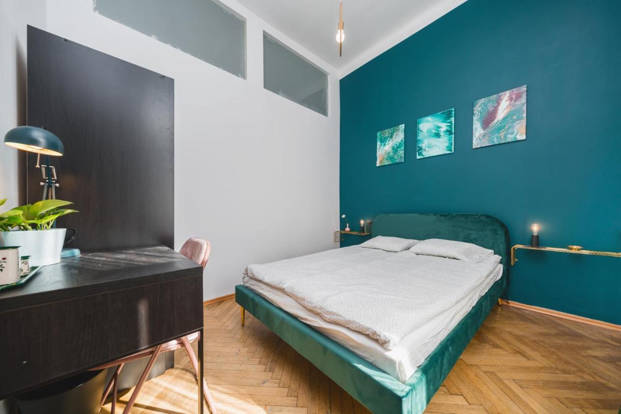 2 Bedroom Apartment Next To The Main Railway Station - By Upstairs Kraków Zewnętrze zdjęcie