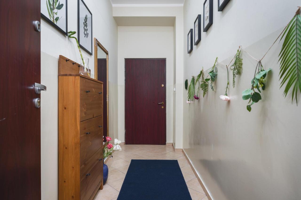 2 Bedroom Apartment Next To The Main Railway Station - By Upstairs Kraków Zewnętrze zdjęcie