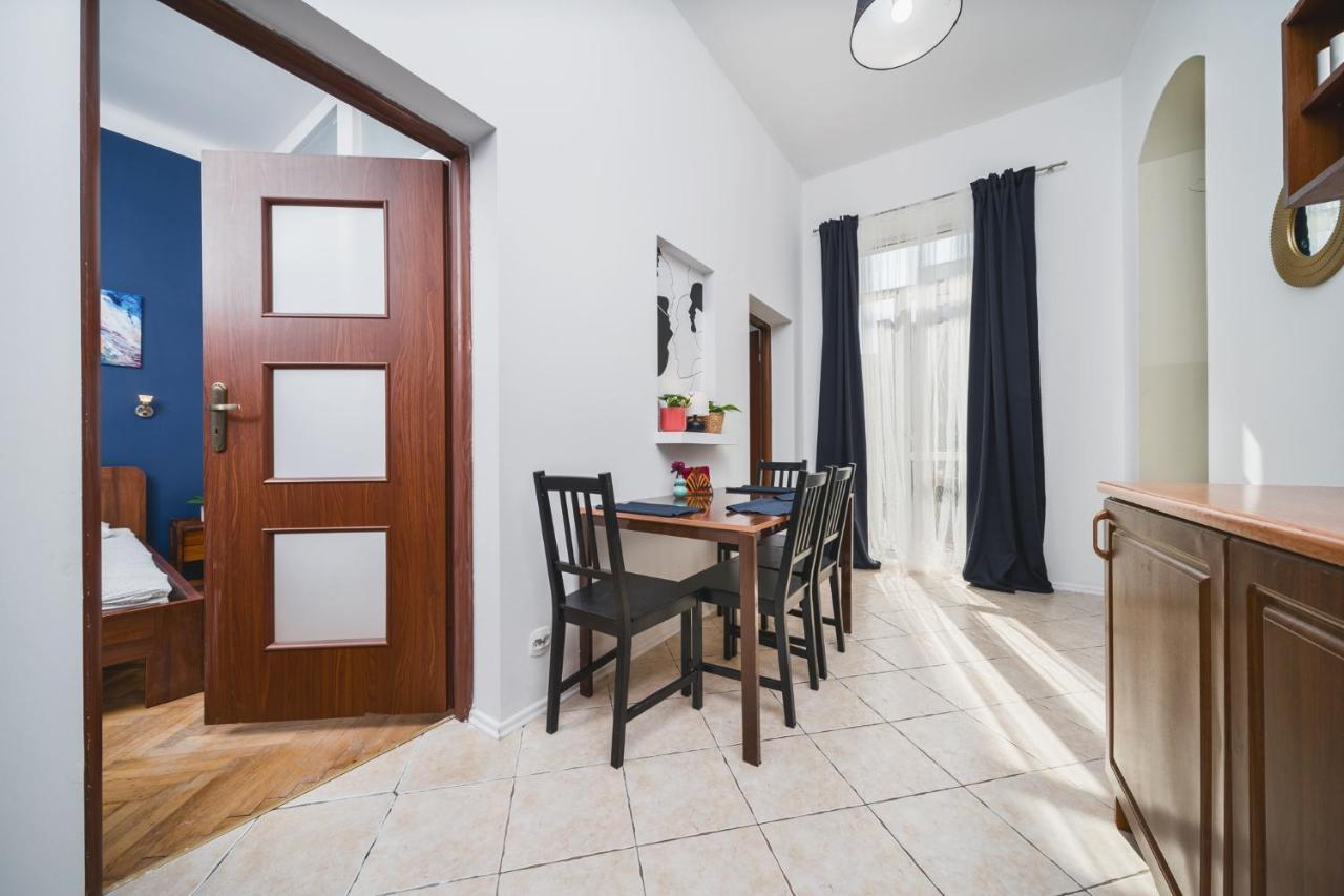 2 Bedroom Apartment Next To The Main Railway Station - By Upstairs Kraków Zewnętrze zdjęcie