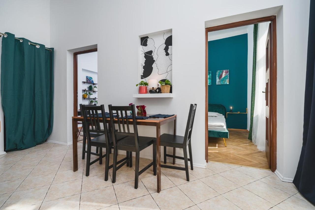 2 Bedroom Apartment Next To The Main Railway Station - By Upstairs Kraków Zewnętrze zdjęcie